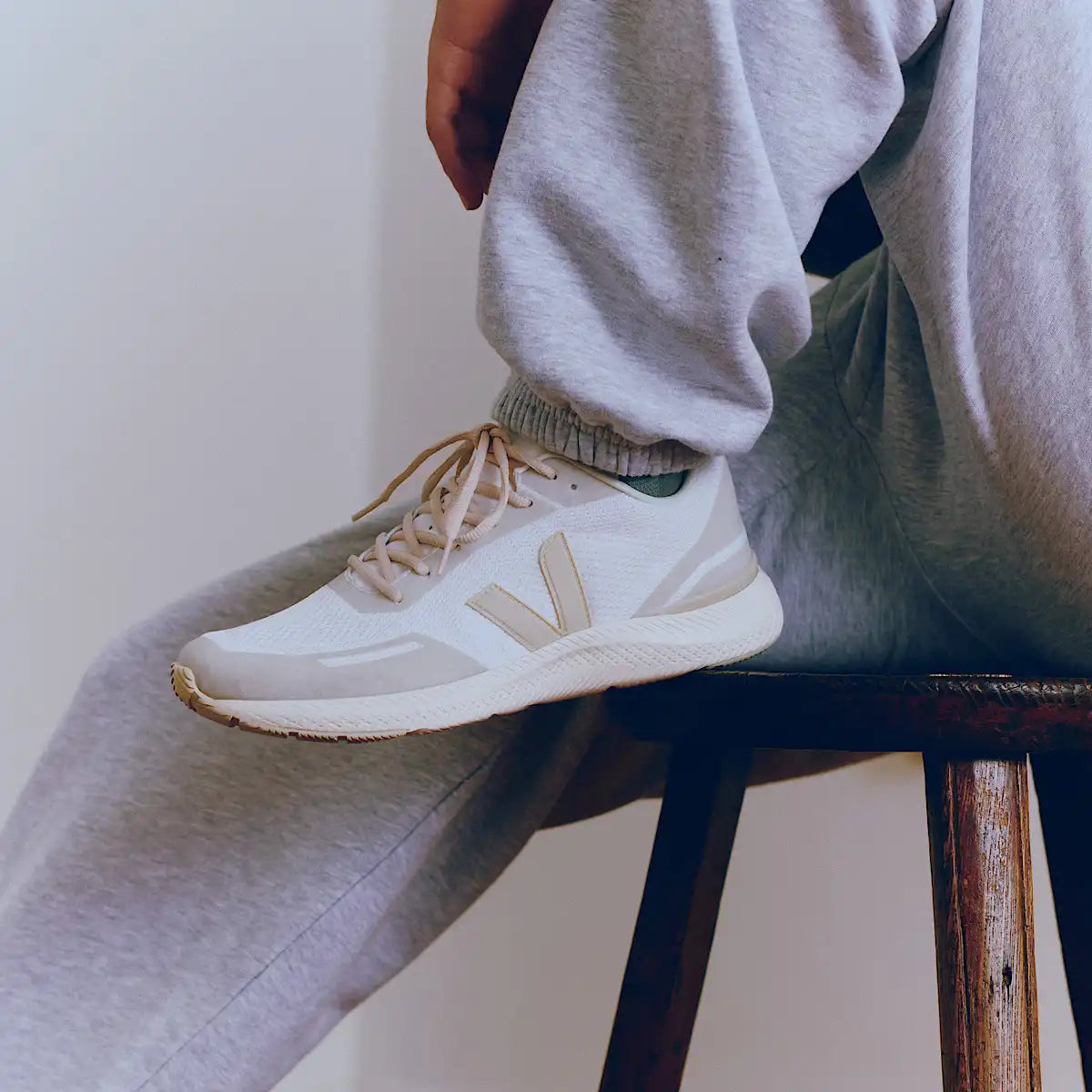IMPALA ENGINEERED-MESH EGGSHELL PIERRE