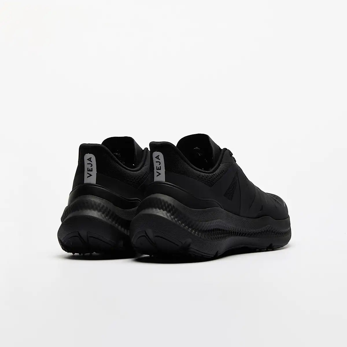 CONDOR 3 ADVANCED ENGINEERED-MESH FULL-BLACK